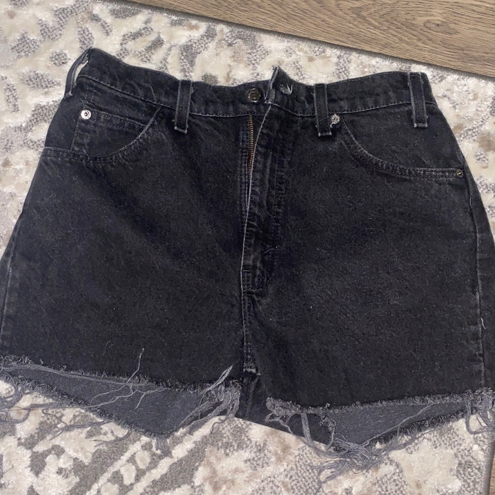 LEVIS HIGH RISE JEANS